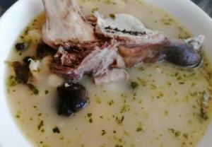 Caldo de cabeza